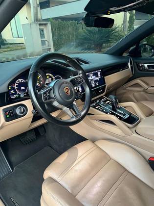 PORSCHE CAYENNE 3.0 V6 GASOLINA COUPÉ AWD TIPTRONIC S